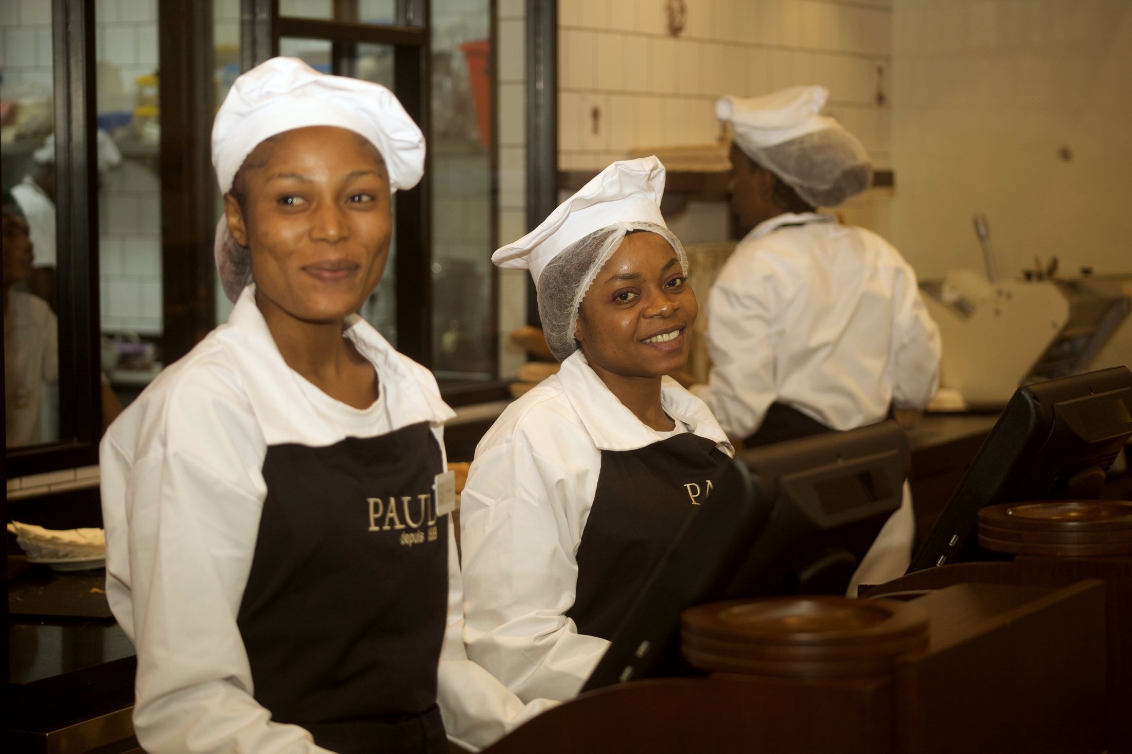 The team at the counter, PAUL Kinshasa